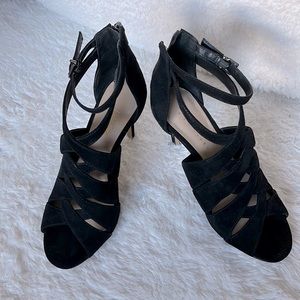 Lord & Taylor, black shade heels, size 6.5. Excellent Condition
